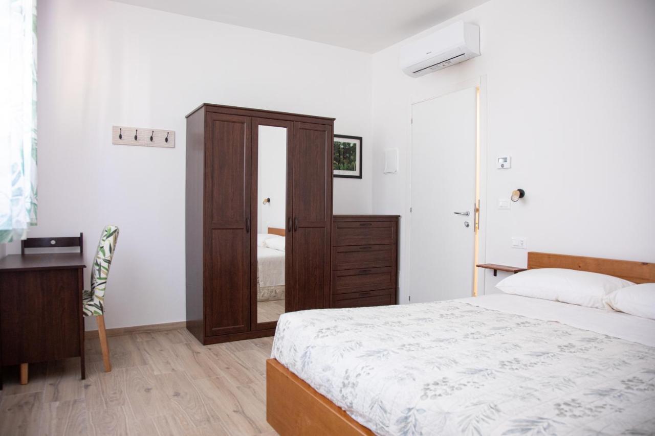 Bed and Breakfast Casa 22 - San Donato Болонья Екстер'єр фото